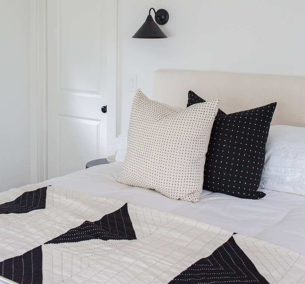 Organic Cotton Throw Bone and Charcoal